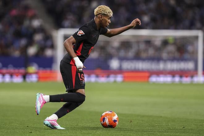 阿隆索命悬一线！皇马主席不满现代足球理念，欧冠生死战或成转折点