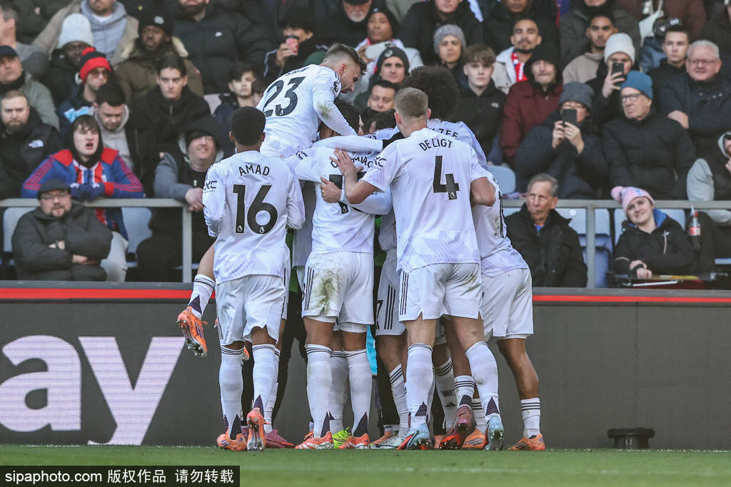 米兰主教练阿莱格里接受采访时表示：我期待冬季窗口的到来，我们会做合适的补强