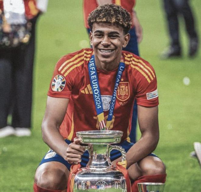 法官贾奇季后赛11安7得分，表现位列前八